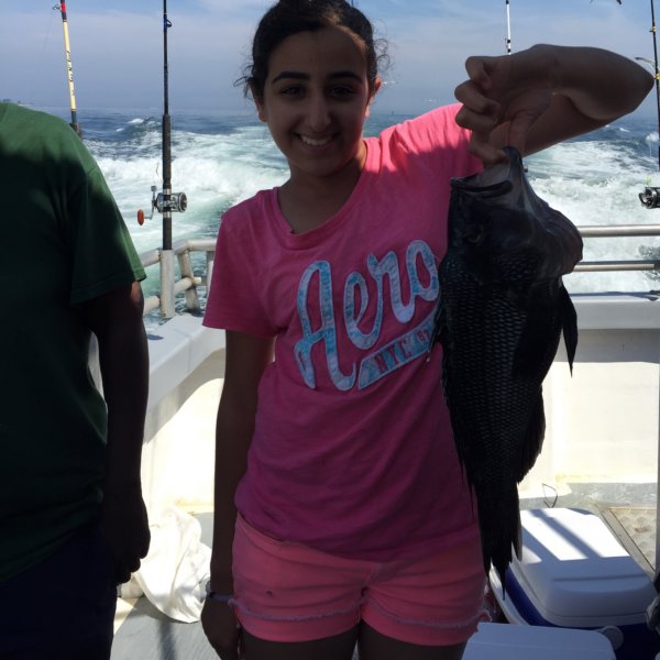 galifishwitha25lbblackseabass.jpg